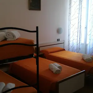Alberta Hotel